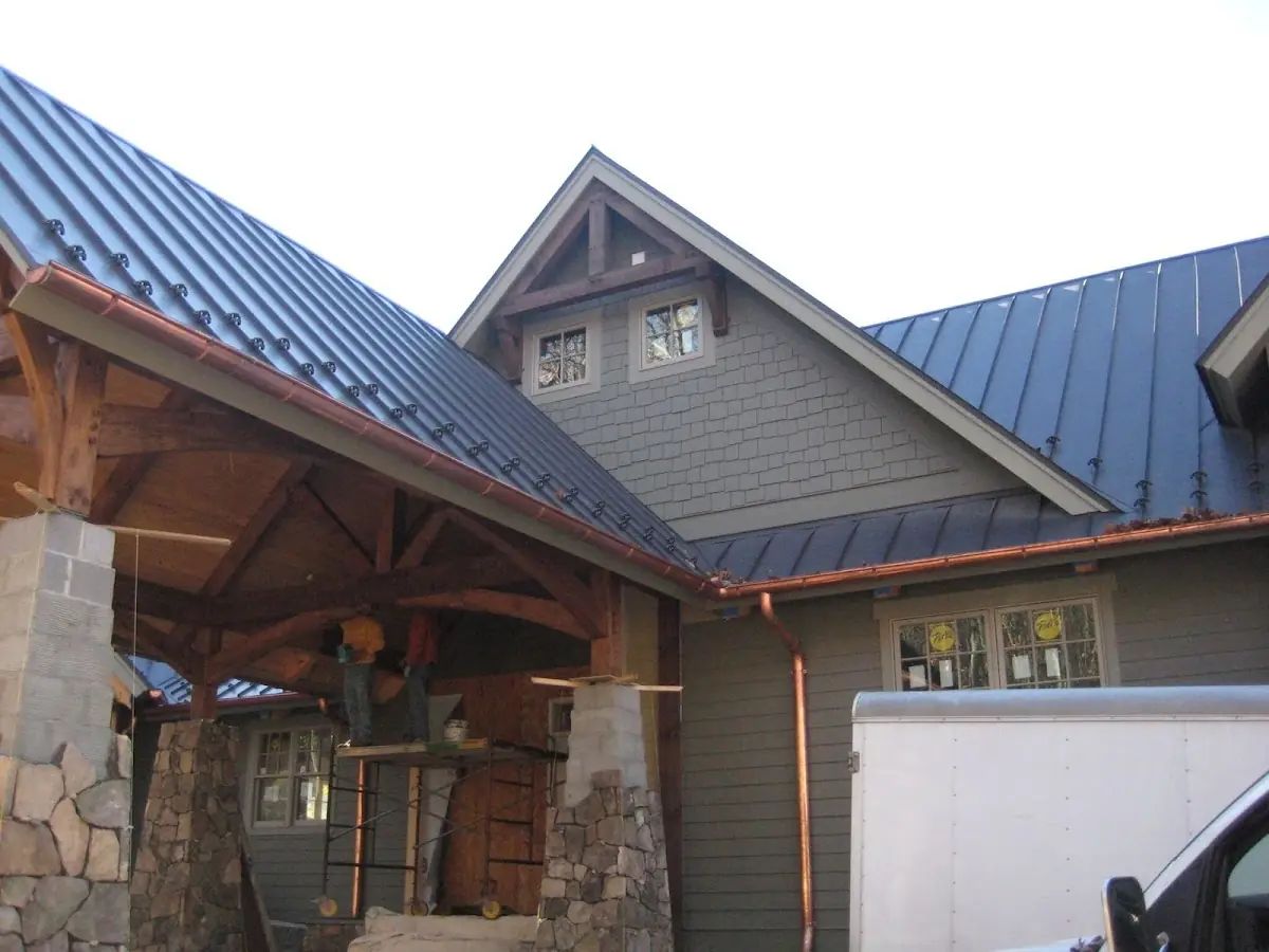 Craftsman Roofing team delivering quality roofing work in Howell